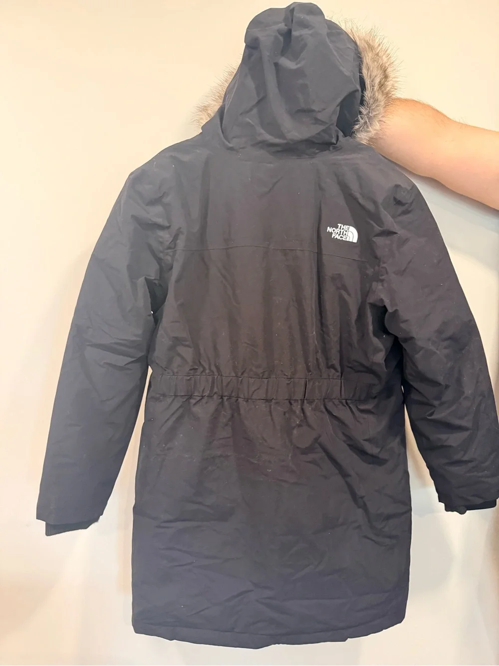 NWT The North Face Women’s Arctic Parka XL TNF Black Faux Fur Hood $350 - Picture 4 of 7